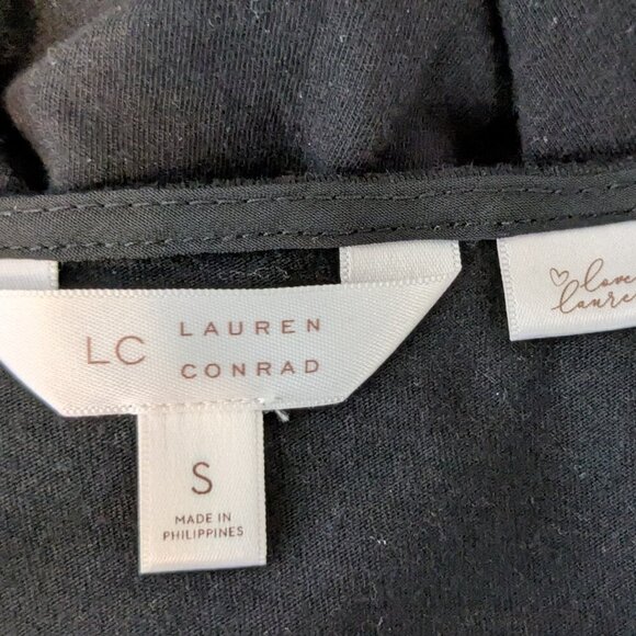 LC LAUREN CONRAD "Love Lauren" Black Floral Cap Sleeve Lined Chiffon Top; Size S - Picture 5 of 7